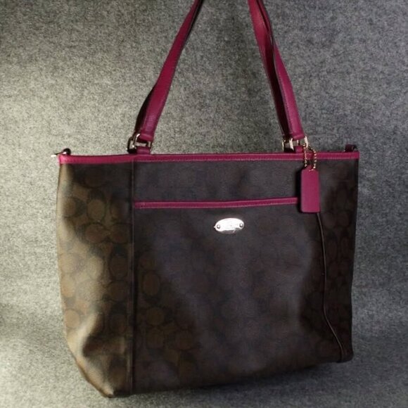 Coach F33998 Pocket Tote in Brown Signature Canvas with Pink Trim - Picture 1 of 5